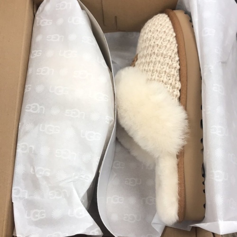 UGG Women's Cozy Slipper - Picture 4 of 4